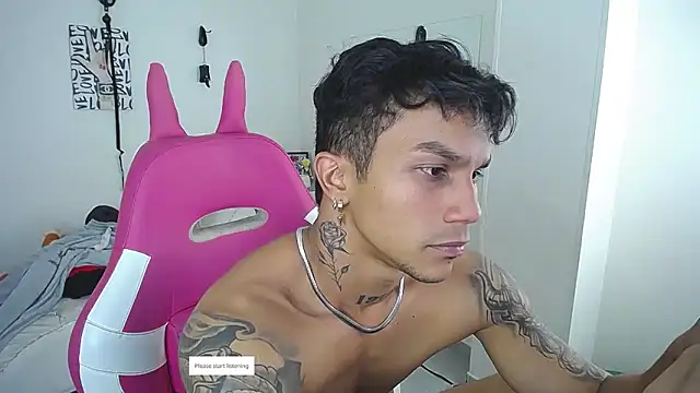 Leonard_Price webcam