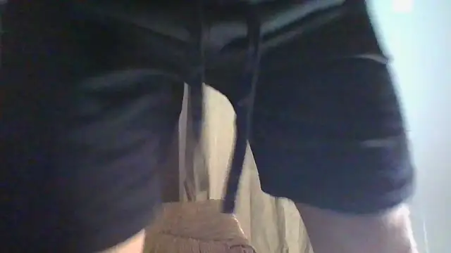 YoungforOld32 webcam