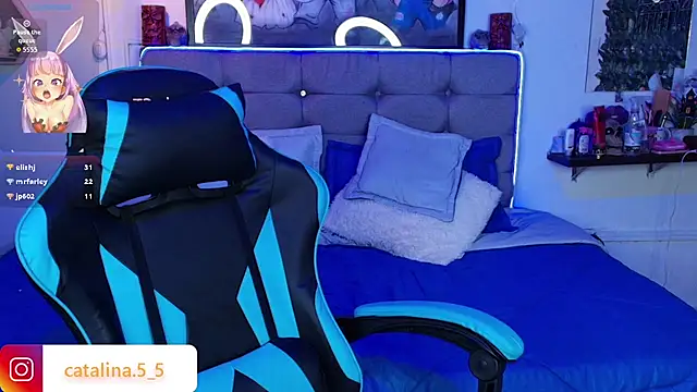 Kata_Bigboobs webcam