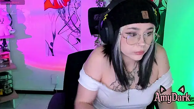 _AmyDark webcam