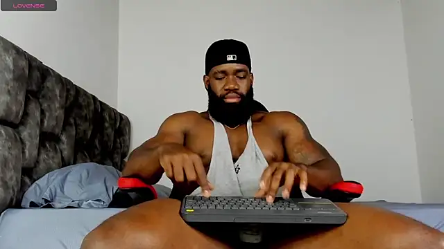 james_musclebbc webcam