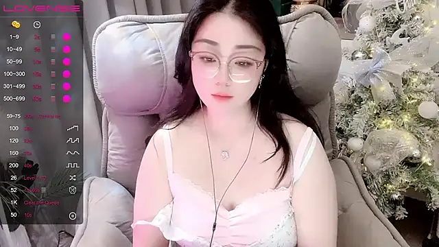 Monica-666888- webcam