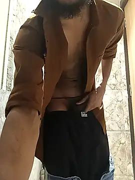 itsmemadhu2019 webcam