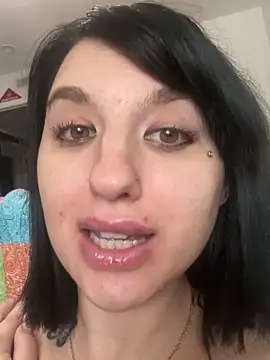 Courtneysinclair webcam