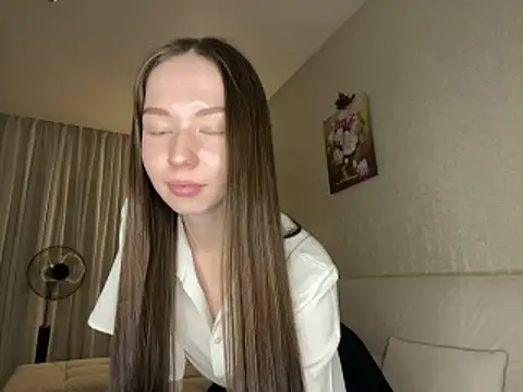 Alice19yo webcam