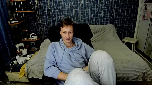 CuteBoy228 webcam