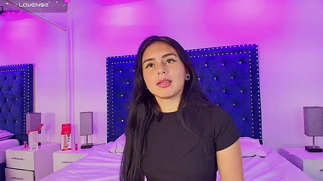 Serena_and_zoe webcam