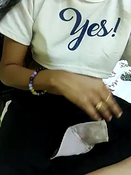 Cuteteluguammmaie webcam