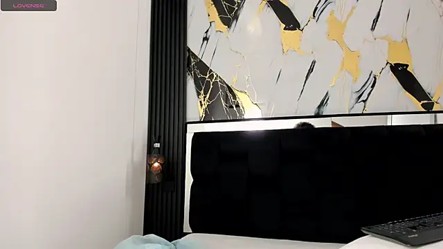 eileen_tanihara webcam