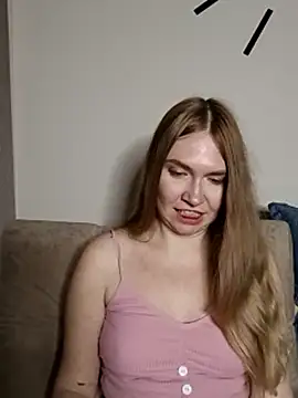 kisavixen - KisaVixen's free webcam