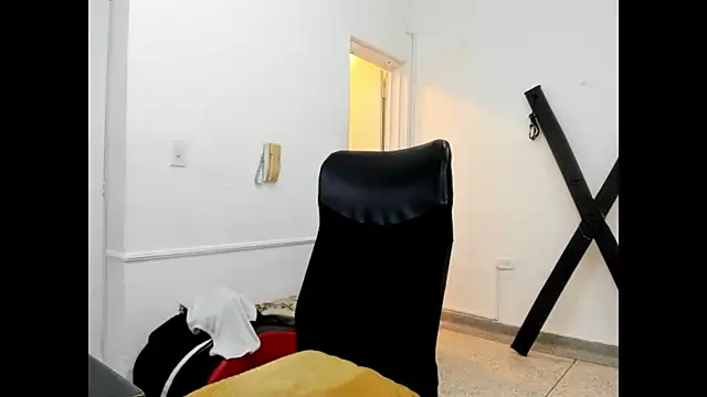 StraightBoy_Nick webcam