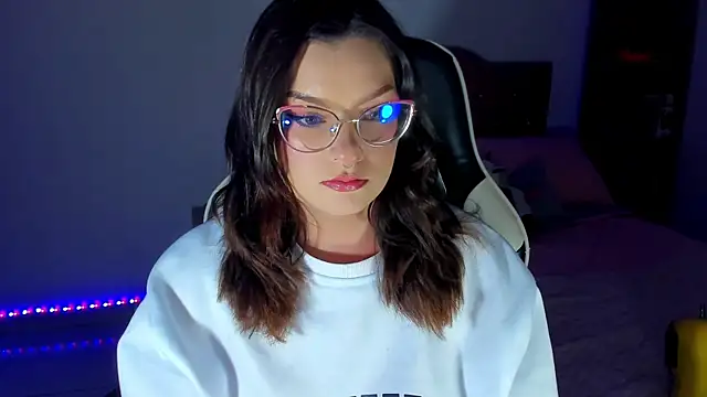 OphelianaRose33 webcam