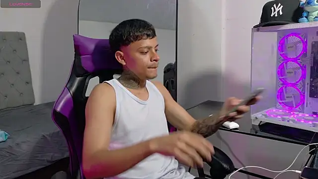 Masterjustin4444 webcam