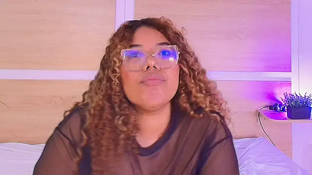 Your_big_ebony_goddness webcam