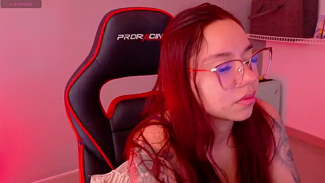 samantha_tattu webcam