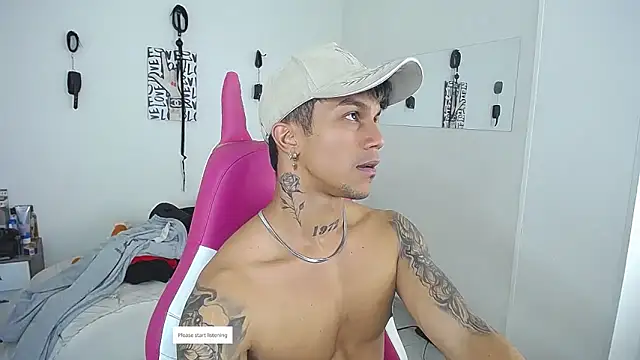 Leonard_Price webcam