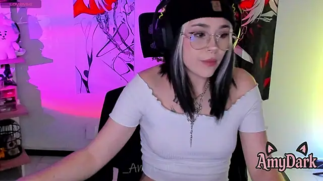 _AmyDark webcam