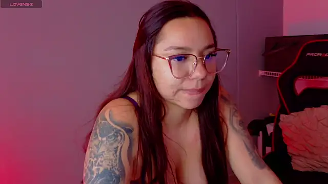 samantha_tattu webcam
