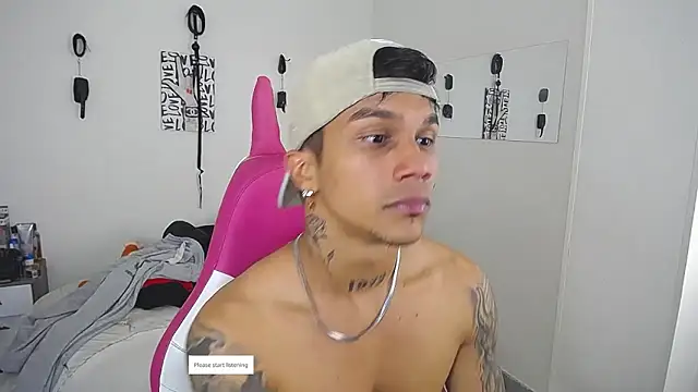 Leonard_Price webcam