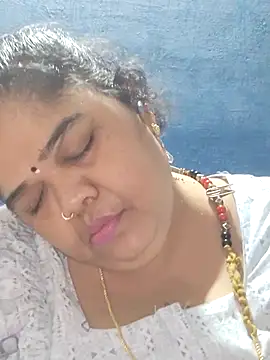 tamilthanushri webcam