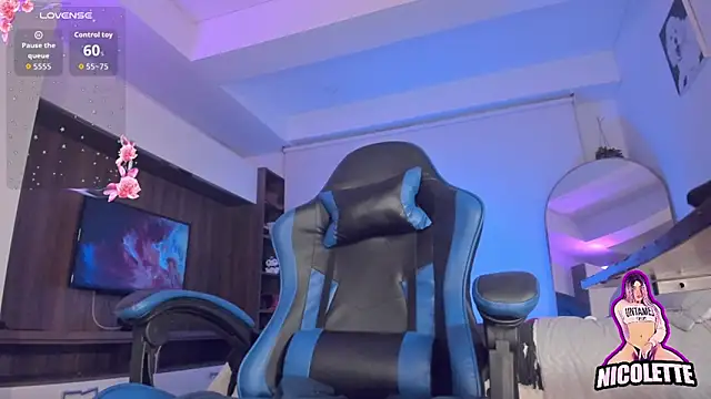 nicolette_tay webcam