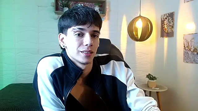 AmethystShadow17 webcam