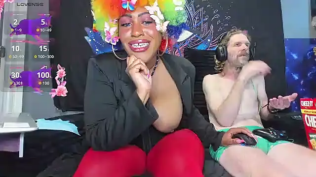 AmazonianMistress webcam