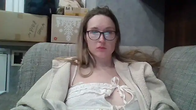 jugira - Jugira's free webcam - UK Sex Cams