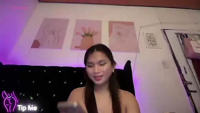 NaughtyJedGirl webcam