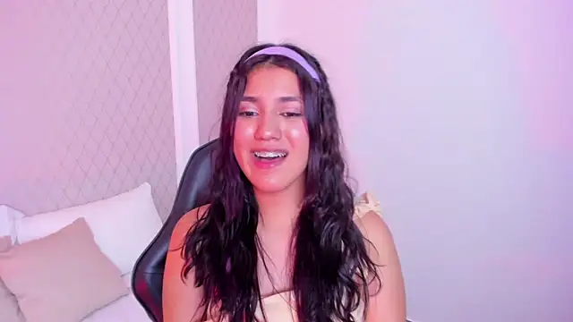 cristin_collins webcam