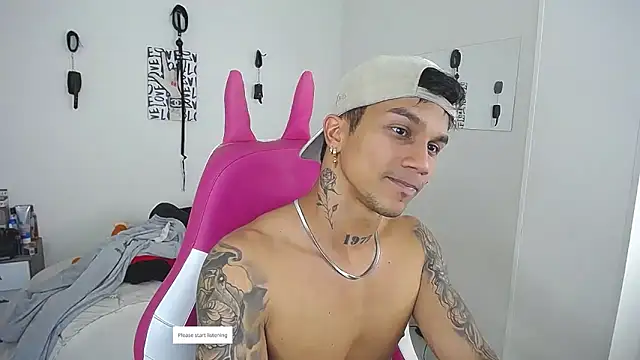 Leonard_Price webcam