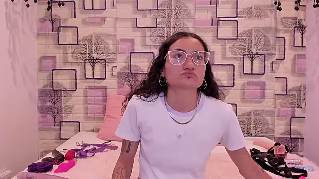 Samanthaa_Evanss webcam