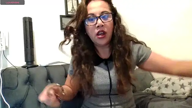 MirandaLatinaLovely webcam