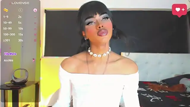 jymena_xxx webcam