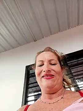 Sexy-Woman-Mature webcam