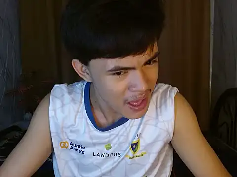 YourNaughtyTwink_69 webcam