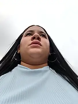 Kendra-daring webcam