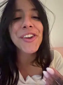 NicolleCooper webcam