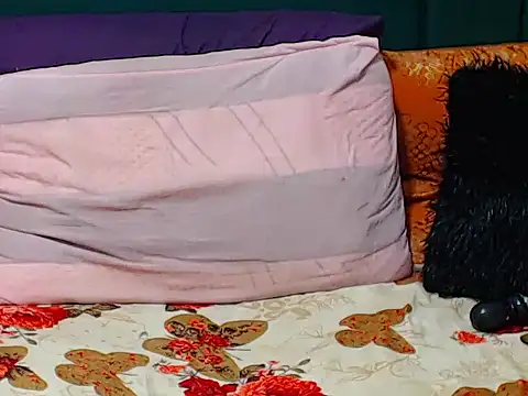 BUSTYTUMIXX23 webcam