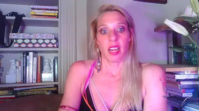 glamazing - Glamazing's free webcam - UK Sex Cams