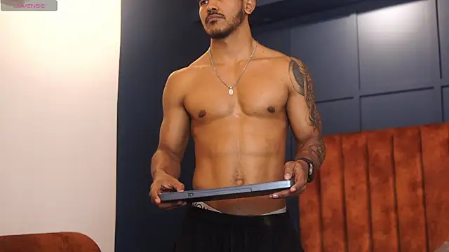 Reik_Vonn live sex cam