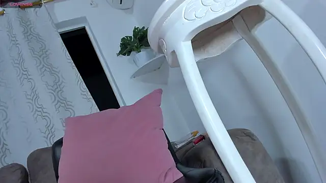 Valeryhotsex live sex cam