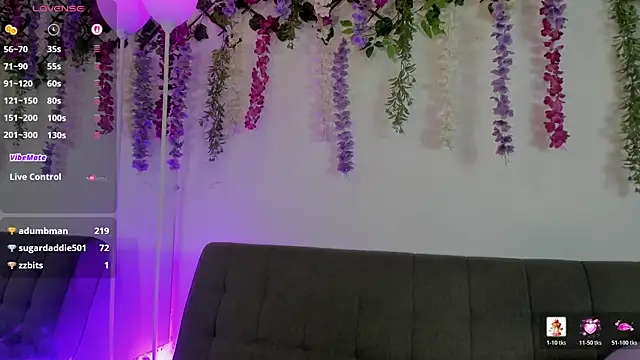 Petite_Artemis webcam