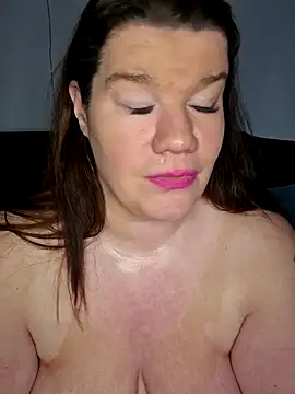 curvystachel42 - Curvystachel42's free webcam - UK Sex Cams