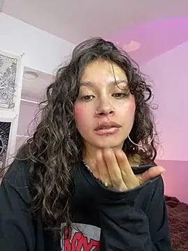 dreanaa - Dreanaa's free webcam - UK Sex Cams