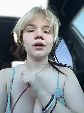 Cutiepiespanks webcam