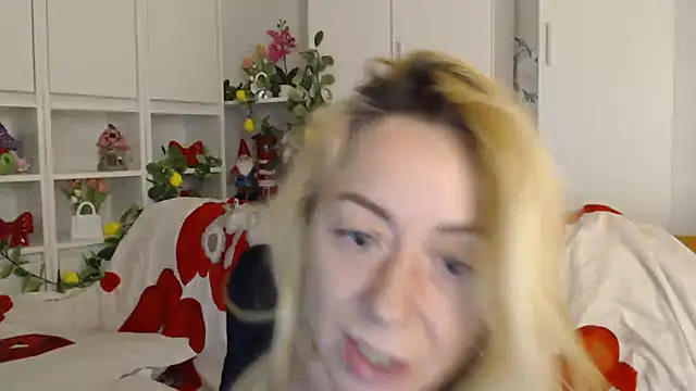 _karolynesyera_ webcam