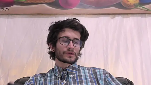 Loggan_donnelly webcam