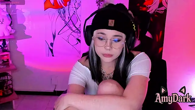 _AmyDark webcam