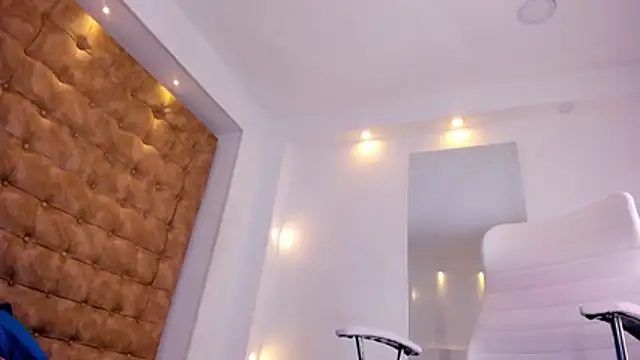 violet_giraldo webcam